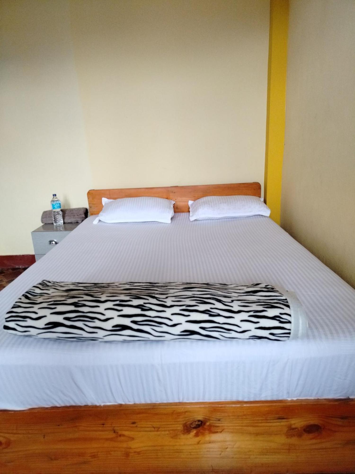 Community Holiday Inn Panauti ภายนอก รูปภาพ